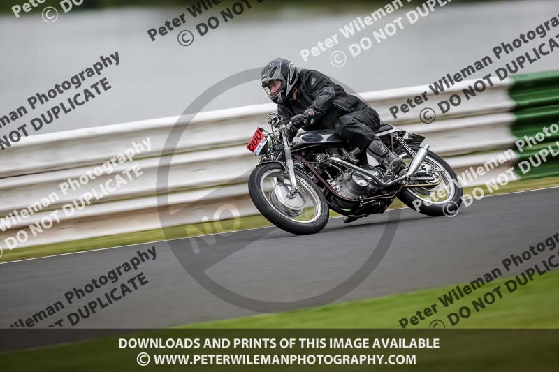 Vintage motorcycle club;eventdigitalimages;mallory park;mallory park trackday photographs;no limits trackdays;peter wileman photography;trackday digital images;trackday photos;vmcc festival 1000 bikes photographs